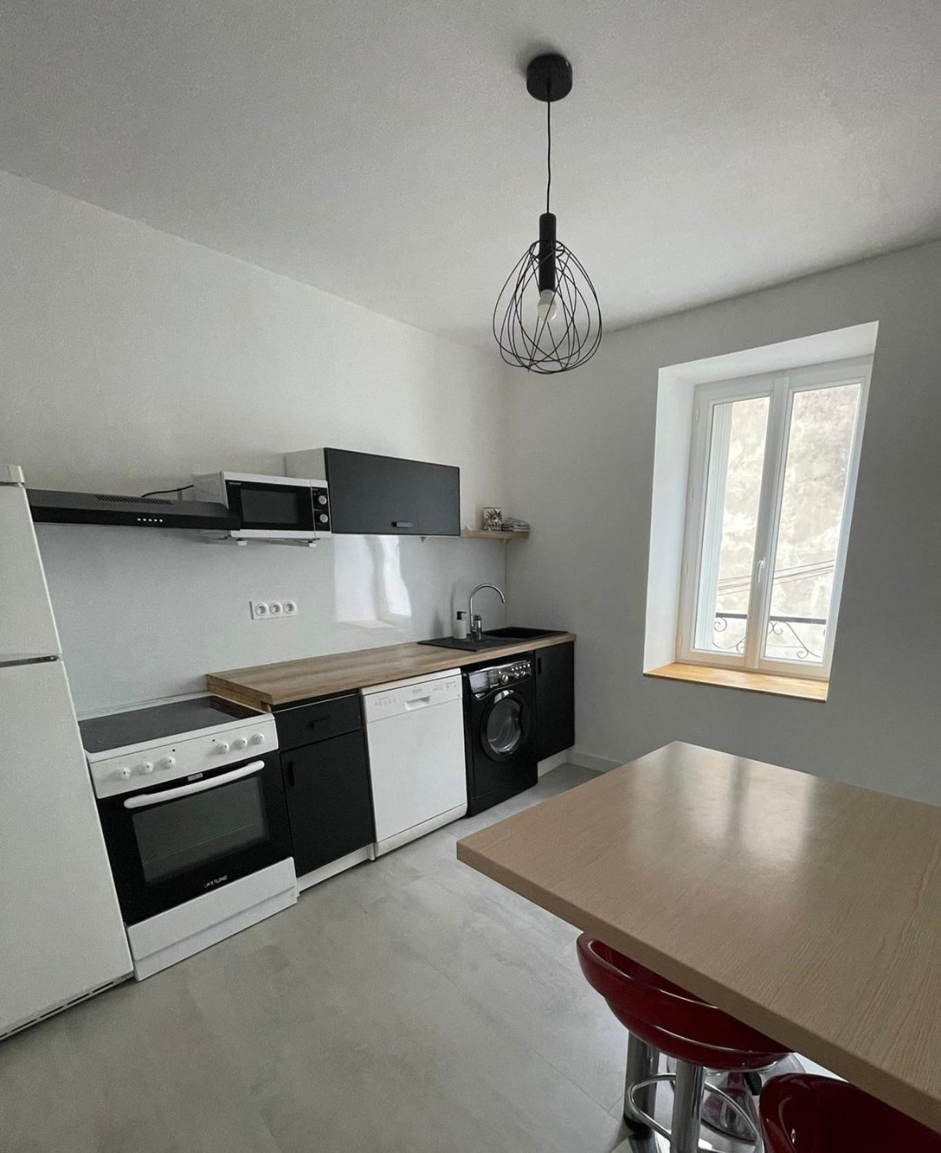 Charmant Appartement Au Paradis Romagnat ภายนอก รูปภาพ